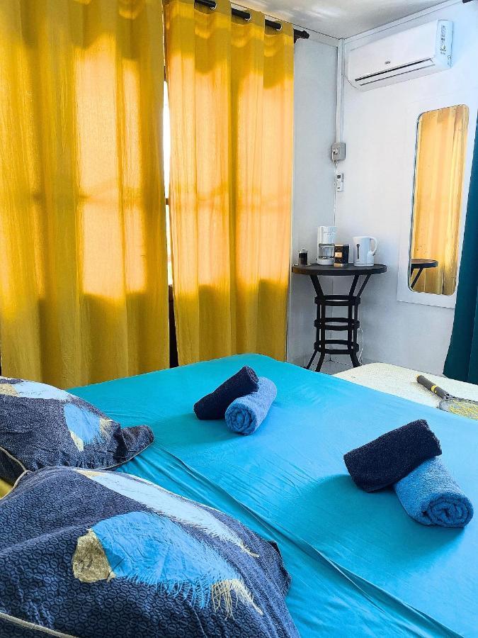 Auberge K-Wan Hostel - Proche Plages ديساي المظهر الخارجي الصورة