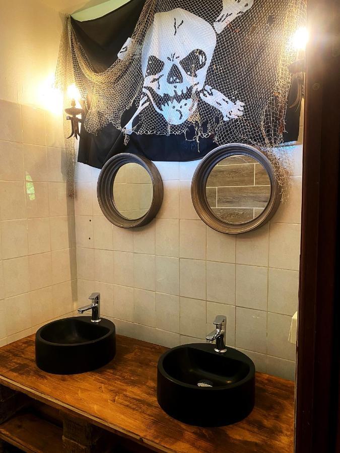 Auberge K-Wan Hostel - Proche Plages ديساي المظهر الخارجي الصورة