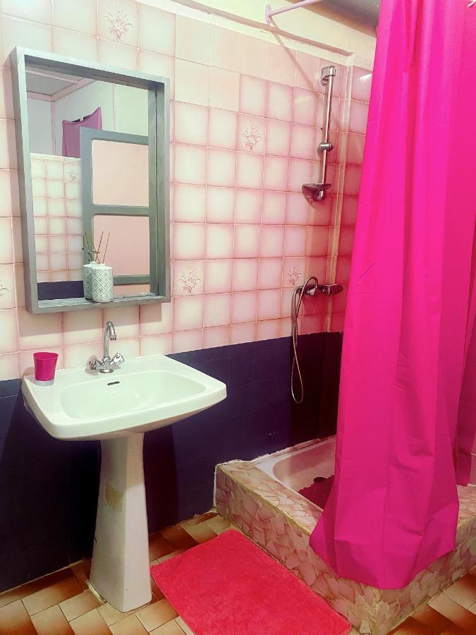 Auberge K-Wan Hostel - Proche Plages ديساي المظهر الخارجي الصورة